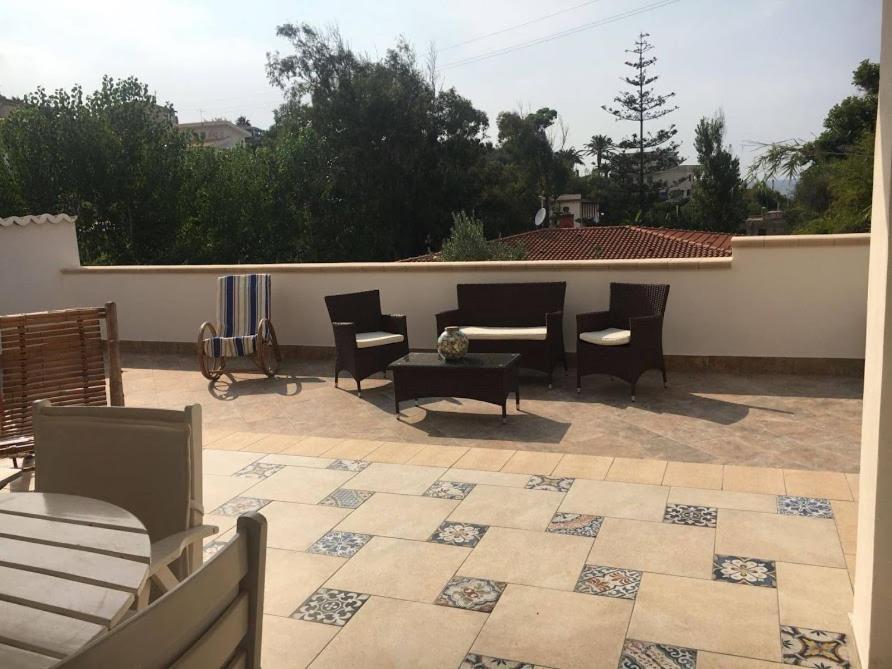 Villa Cala Marina Holidays à Trappeto  Extérieur photo