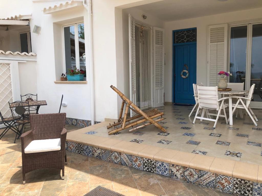 Villa Cala Marina Holidays à Trappeto  Extérieur photo
