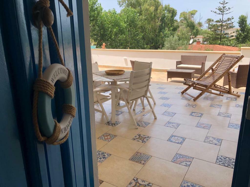 Villa Cala Marina Holidays à Trappeto  Extérieur photo